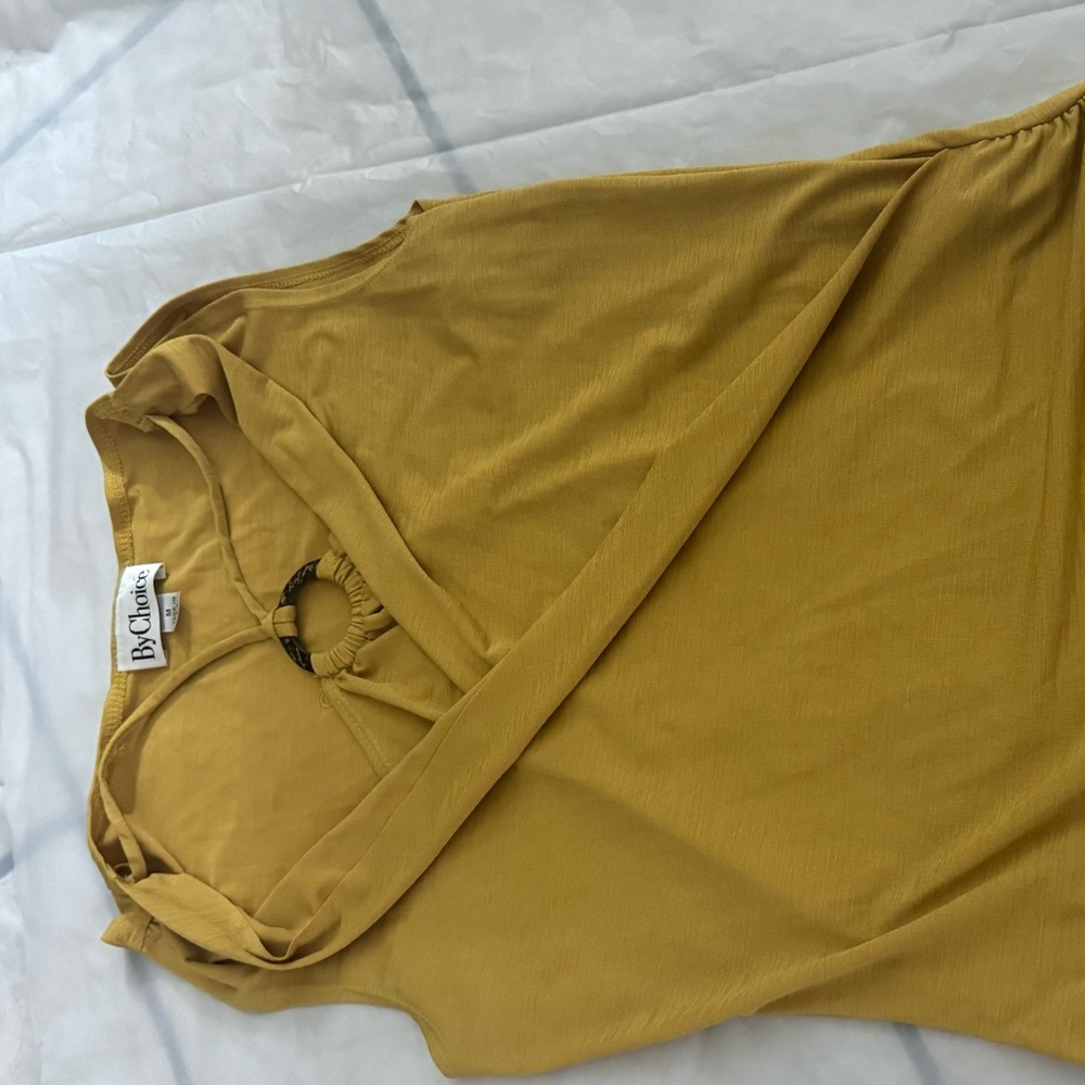 Mustard yellow women’s M blouse